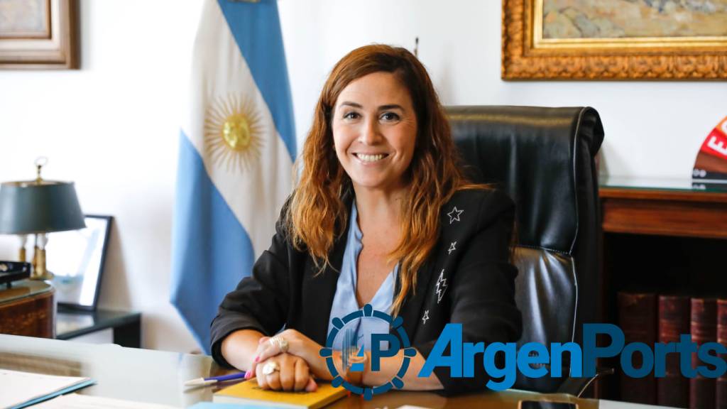 Jimena López asume al frente de Puerto Quequén