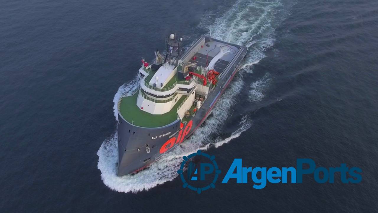 Polémica en puerta: le conceden a Oiltanking un waiver para que el Alp Striker pueda operar