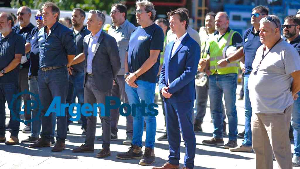 Sentido homenaje del puerto de Bahía Blanca a 39 años de su peor tragedia