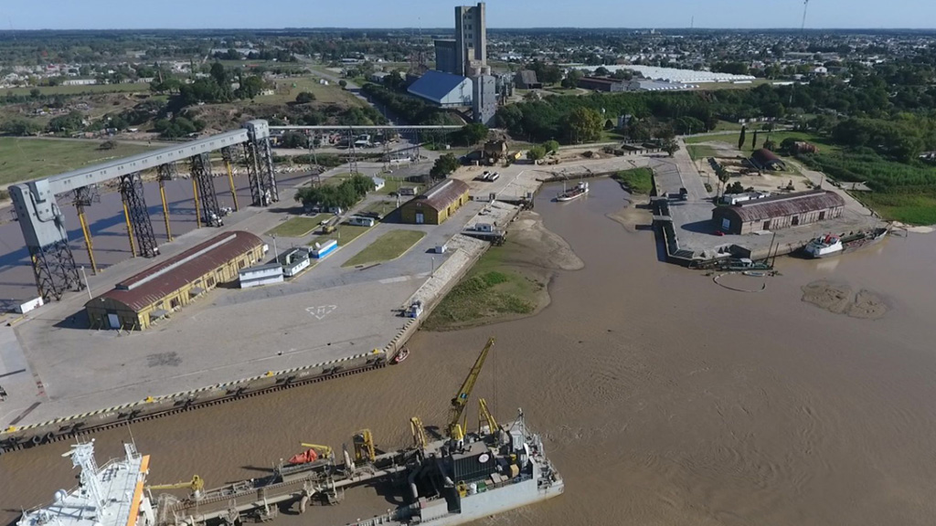 Paran hoy por 24 horas los trabajadores de dragado y balizamiento de Hidrovía S.A.