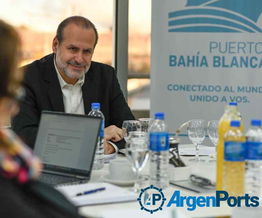 El intendente bahiense dijo que pedirá ver a MIlei si YPF muda el proyecto GNL a Río Negro