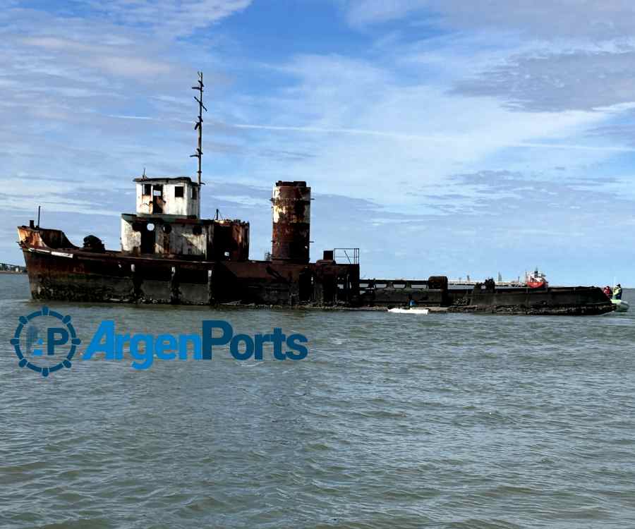 El barco varado en Bahía Blanca que pronto dejará de ser una referencia náutica