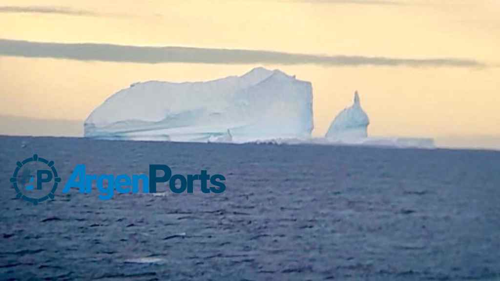 En fotos y video: así es el iceberg que apareció frente a Tierra del Fuego