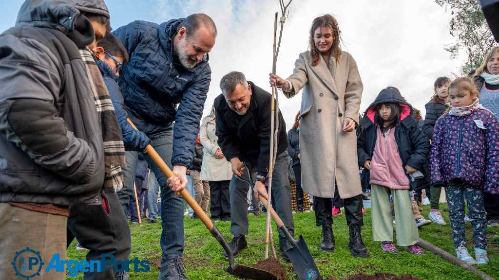 Unipar donará 20.000 árboles para reforestar Bahía Blanca