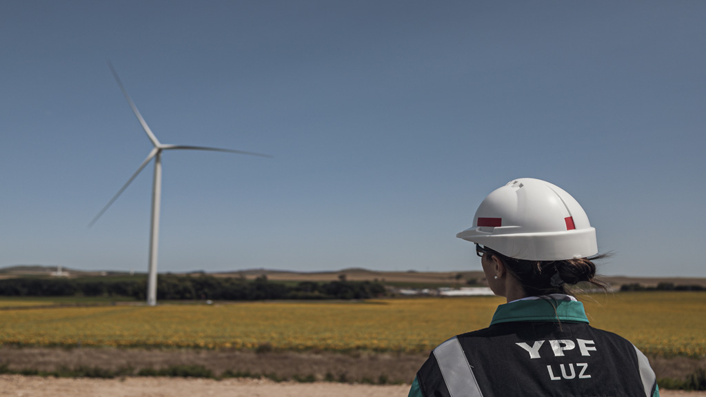 Autorizan el ingreso de parque eólico Los Teros II de YPF al mercado eléctrico