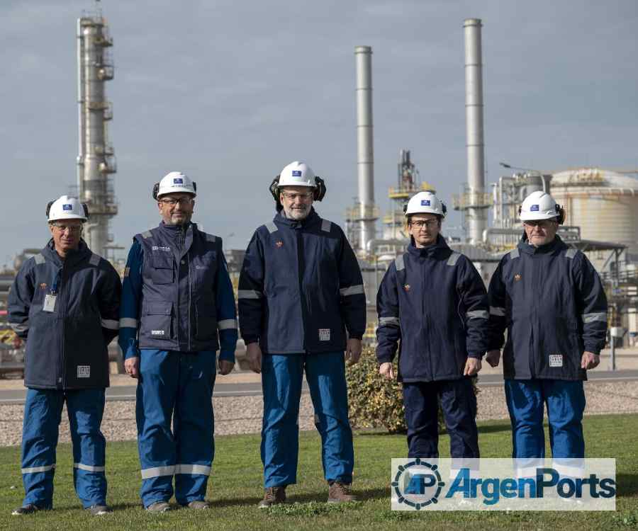 El intendente y el titular del puerto de Bahía Blanca visitaron la planta de Compañía Mega