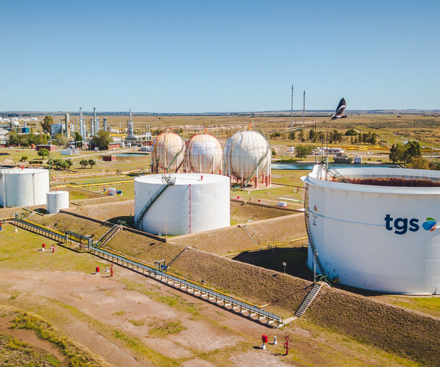 TGS pone en marcha una planta en Bahía Blanca e informa a la comunidad