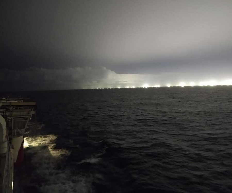 Un nuevo video muestra la depredación de pesqueros extranjeros en el Atlántico Sur