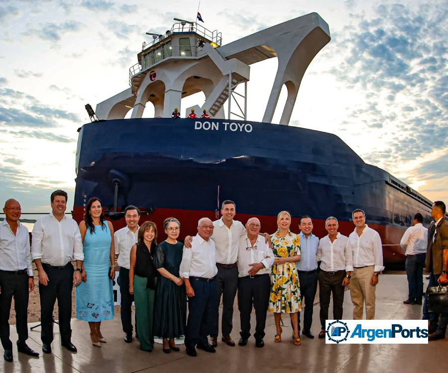 Botaron en Paraguay el mayor buque portacontenedores de la Hidrovía