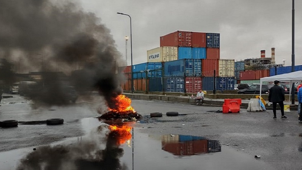 Desalojaron a los manifestantes y terminó el bloqueo al puerto de Buenos Aires