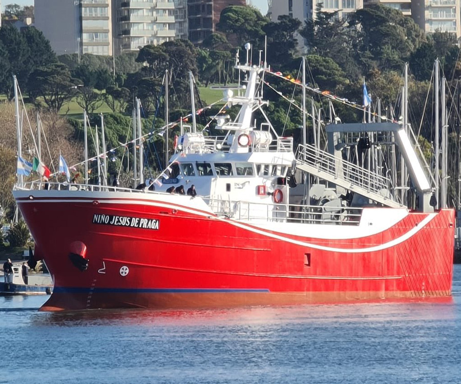 Botan un pesquero en Mar del Plata y aseguran que la renovación de la flota "es una realidad"