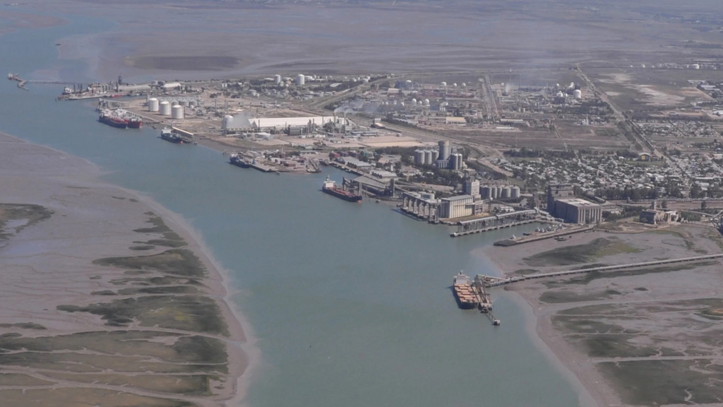 Jan de Nul inició importantes obras de dragado en el estuario de Bahía Blanca