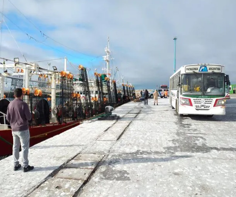 Desembarcaron los marineros con Covid en Comodoro y se levantó el paro en la pesca