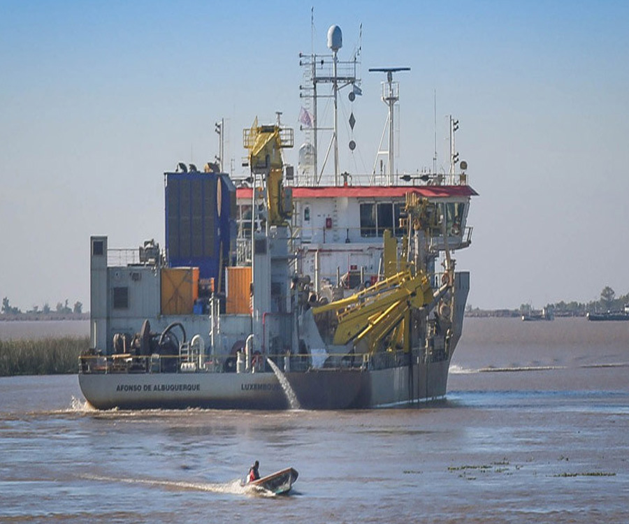 Jan de Nul anunció que inició importantes obras de dragado y ensanche en San Pedro