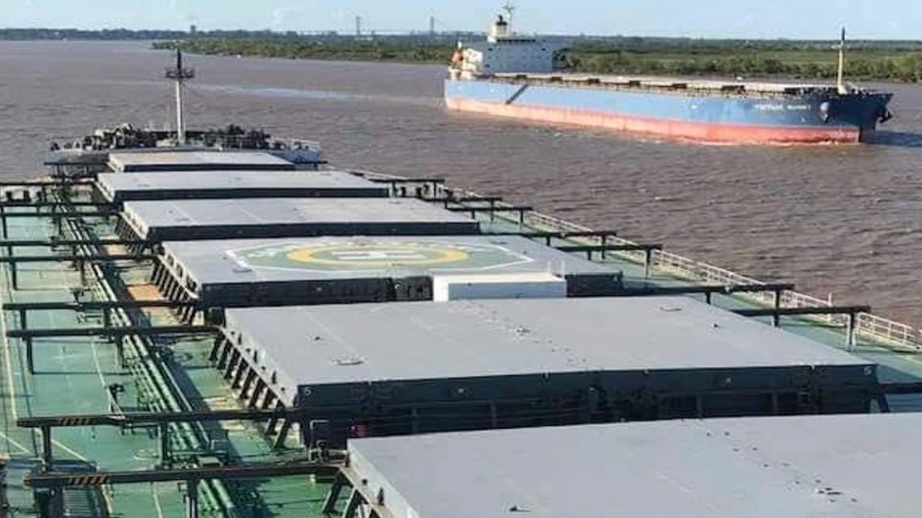 Caen en el Gran Rosario los embarques de maíz y crecen en Bahía Blanca y Quequén